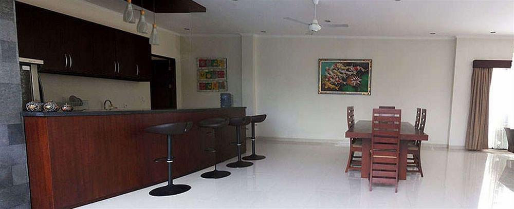 Villa Fanisa Kuta  Ngoại thất bức ảnh