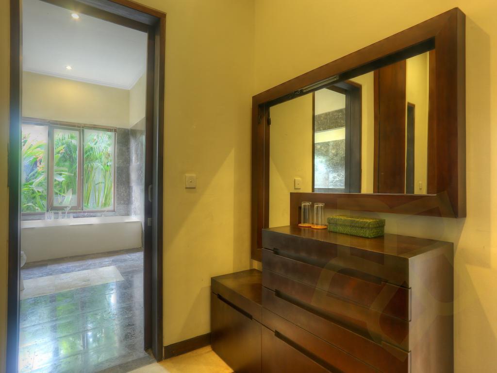 Villa Fanisa Kuta  Phòng bức ảnh