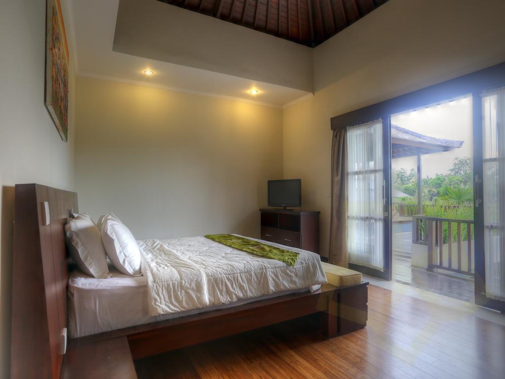 Villa Fanisa Kuta  Phòng bức ảnh