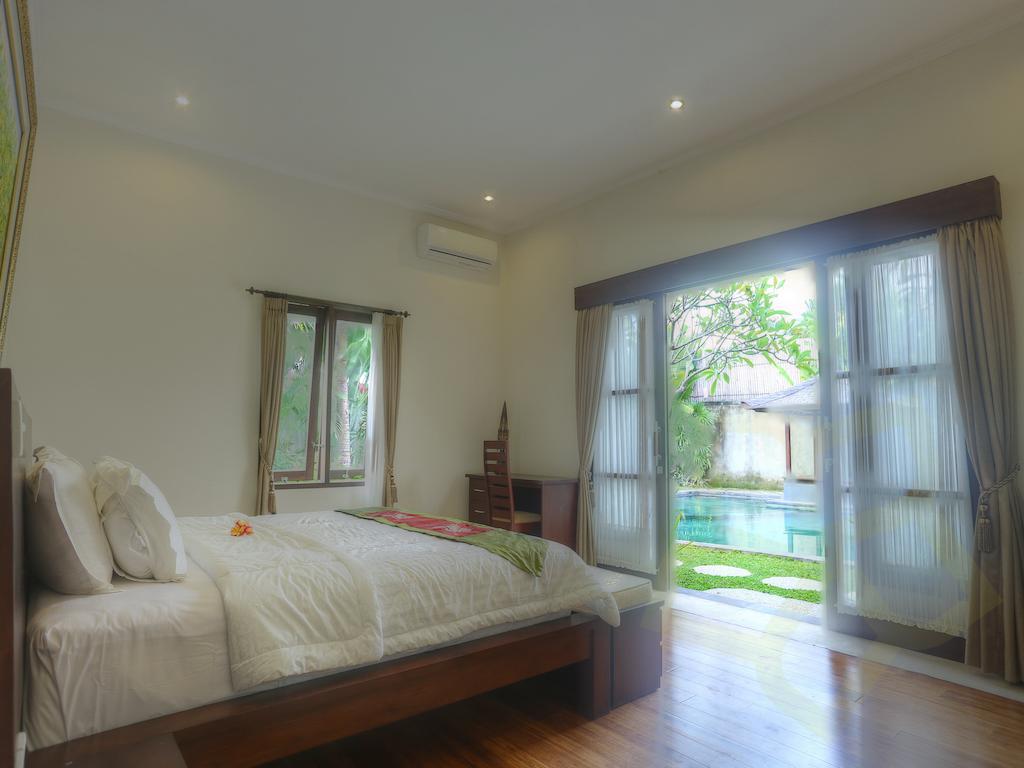 Villa Fanisa Kuta  Phòng bức ảnh